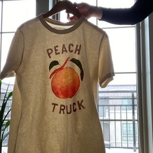 Imogene + willie “PEACH TRUCK” tee, size M